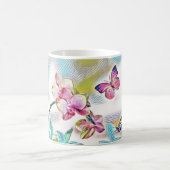 ピンクのハスの花と蝶 コーヒーマグカップ (中央)