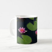 ピンクのハスの花 コーヒーマグカップ (正面左)