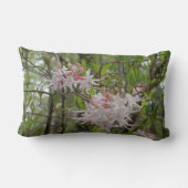 ピンクのハニーサックルの枕 ランバークッション (裏面)
