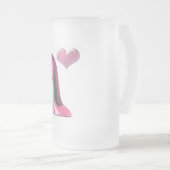 ピンクのハートおよび小剣の靴のハイヒールの芸術 フロストグラスビールジョッキ (正面右)