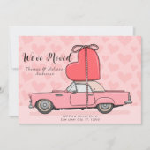 ピンクのハートが付いたヴィンテージカーの引っ越しおめでとう 新しい家に引っ越しました 案内状 (正面)