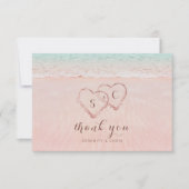 ピンクのハートが砂の宛先ビーチ サンキューカード (正面)