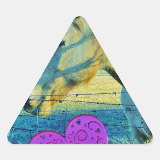 ピンクのハートと黄色の馬 三角形シール (正面)