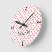 ピンクのハートのパーソナライズな一流のガーリーな柱時計 ラウンド壁時計 (傾斜)