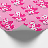 ピンクのハートの最初誕生日のカスタムV05F2 ラッピングペーパー (角)