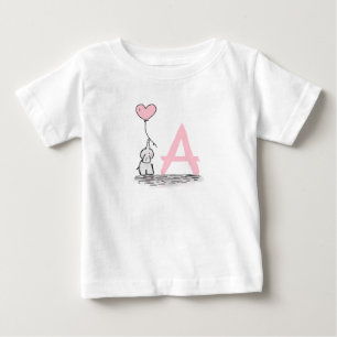 ピンクのハートの気球のモノグラムを持つ象 ベビーTシャツ