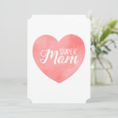 ピンクのハートの「スーパーママ」テキスト、マザーズデーのデザイン シーズンカード (スタンド正面)