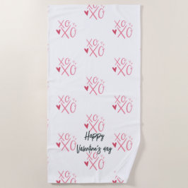 ピンクのハートのXOXOと"Happy Valentine's Day" ビーチタオル