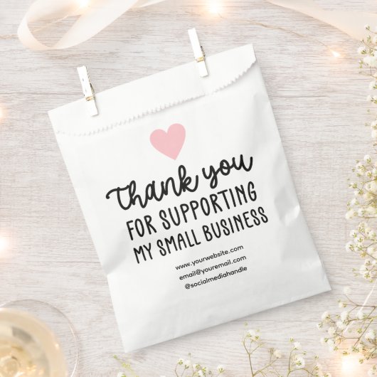 ピンクのハートはスモールビジネスのお客様に感謝 フェイバーバッグ (クリップ留めされた状態)
