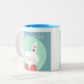 ピンクのハートを持つキュートな白いイースターバニー ツートーンマグカップ (正面左)