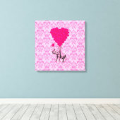 ピンクのハートを持つ象 キャンバスプリント (インサイチュ (ウッドフロア))