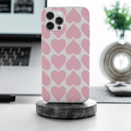ピンクのハート柄 ロマンティック ラブ iPhoneケース