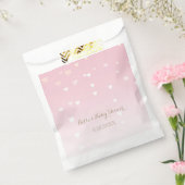 ピンクのハート紙吹雪ベビーシャワー フェイバーバッグ (封をした状態)