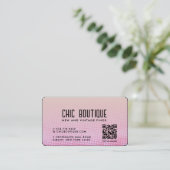 ピンクのハーフトーンQRコード報酬名刺 名刺 (スタンド正面)