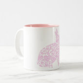 ピンクのバニーのコーヒー・マグ ツートーンマグカップ (正面左)