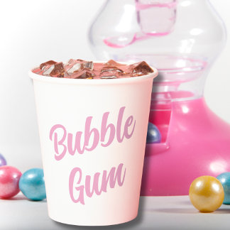 ピンクのバブルガム シンプル タイポグラフィー 誕生日パーティー 紙コップ