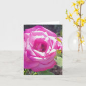 ピンクのバラとハチのオリジナル グリーティングカード (黄色い花)