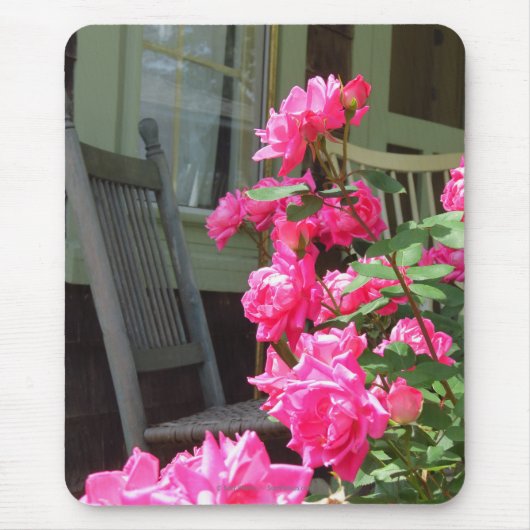 ピンクのバラとロッカー – Martha's Vineヤード マウスパッド (正面)