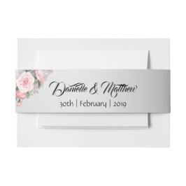 ピンクのバラと光沢のあるシルバー結婚フローラ 招待状ベリーバンド