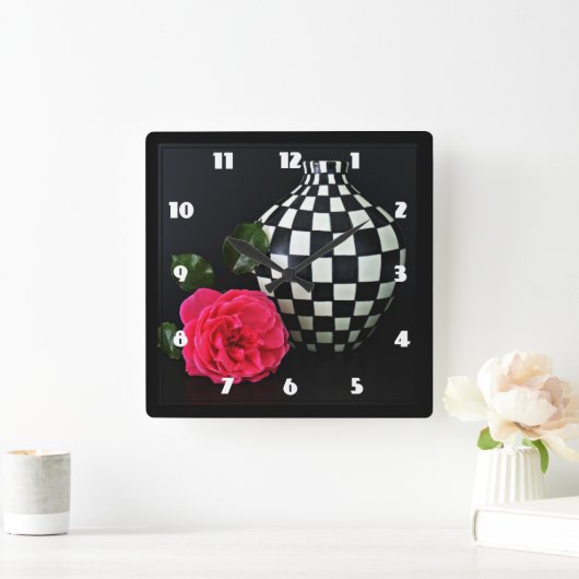 ピンクのバラと花市松模様に瓶 スクエア壁時計 (ホーム)