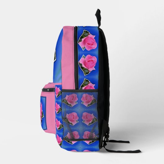 ピンクのバラのつぼみの花が咲き乱れている プリントバックパック (右)