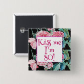 ピンクのバラのキス 80歳の誕生日バッジ ローズ 缶バッジ (正面&裏面)