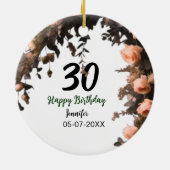 ピンクのバラのヴィンテージモダンの花30歳の誕生日 セラミックオーナメント (裏面)