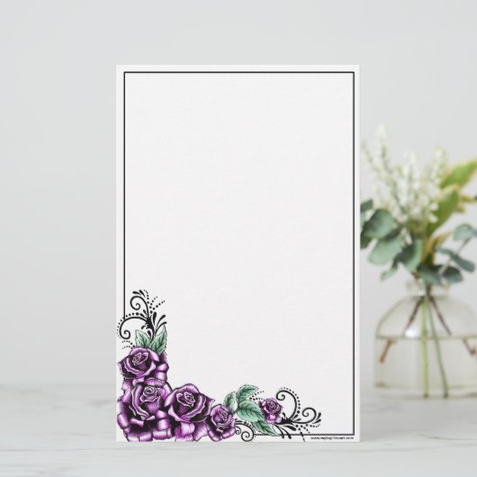 ピンクのバラの入れ墨のバレンタインの文房具 便箋 (スタンド正面)