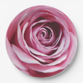 ピンクのバラの庭の花ロマンチックな水色 ペーパープレート (正面)