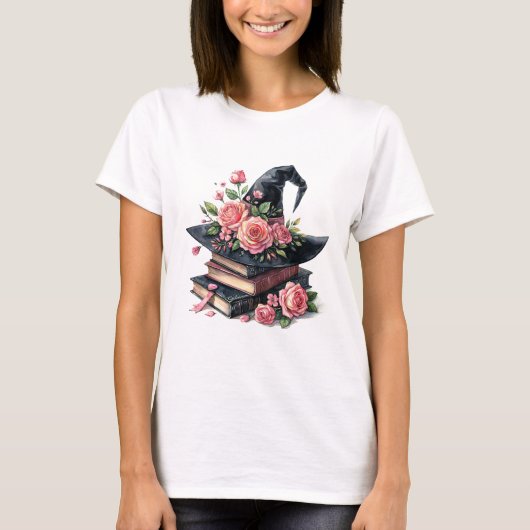 ピンクのバラの本棚を持つ魔女の帽子 Tシャツ (正面)