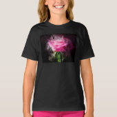 ピンクのバラの花の水色 – bb tシャツ (正面)