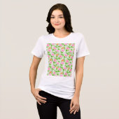 ピンクのバラの花柄 トライブレンドＴシャツ (正面全面)