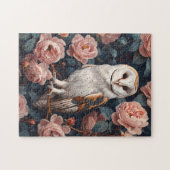 ピンクのバラの間に止まったバーンドクロウ ジグソーパズル (横)