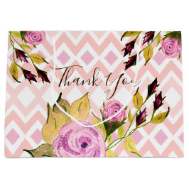 ピンクのバラパターン（の模様が）ある ラージペーパーバッグ