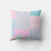 ピンクのバラ白い蝶ブルーパッチワークフェイク クッション (裏面)