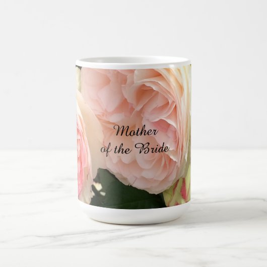 ピンクのバラ花嫁のお母さん コーヒーマグカップ (中央)