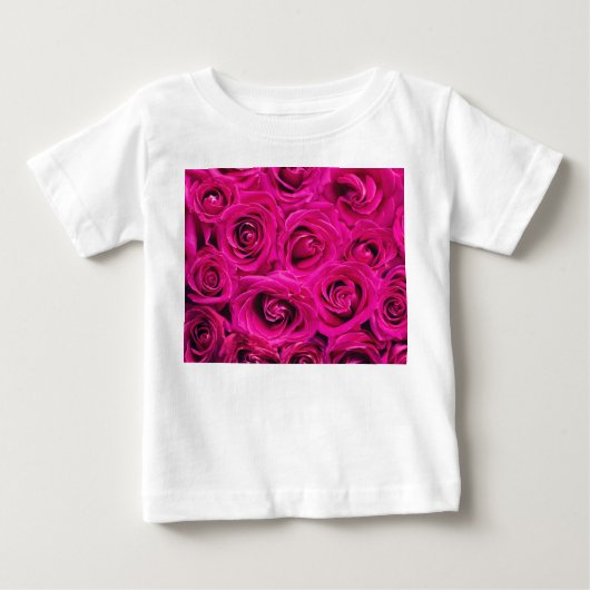 ピンクのバラ（愛とロマンス） ベビーTシャツ (正面)