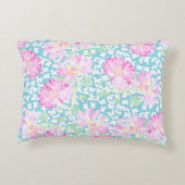 ピンクのバラ、白い蝶ブルーアクセントピロー アクセントクッション (裏面)