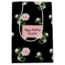 ピンクのバラ on ブラック