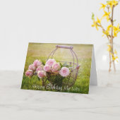 ピンクのバラIバスケット、エレガントなバースデー・カード カード (黄色い花)
