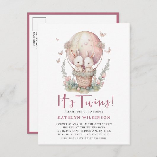 ピンクのバルーンバタフライそれは双子の女の子の赤ちゃんシャワー インビテーションポストカード (正面/裏面)