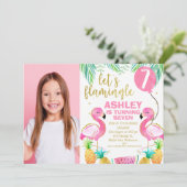 ピンクのバルーンフォトは任意の年齢の誕生日を点滅させる 招待状 (スタンド正面)