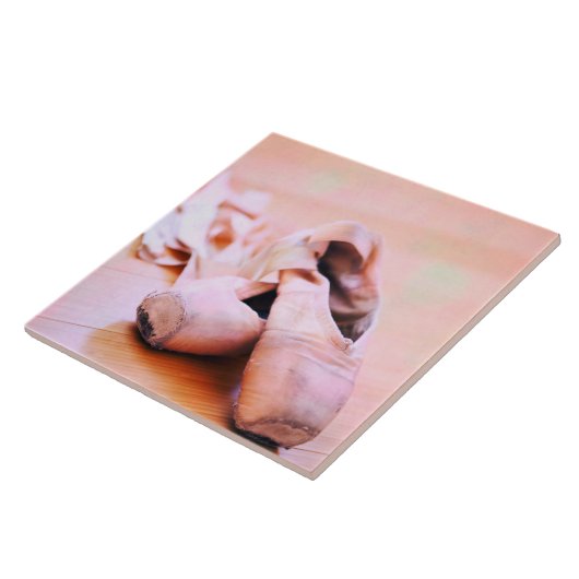 ピンクのバレエのスリッパのPointeの靴のダンスのテンプレート タイル (側面)