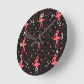 ピンクのバレリーナ ラウンド壁時計 (傾斜)