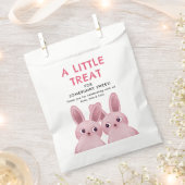 ピンクのバンニを持つ女の子のための誕生日パーティー フェイバーバッグ (クリップ留めされた状態)