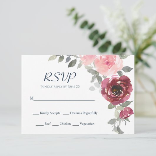 ピンクのバーガンディの花の緑の水の色結婚's 出欠カード (スタンド正面)