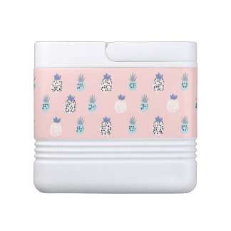 ピンクのパイナップルクーラーボックス IGLOOクーラーボックス