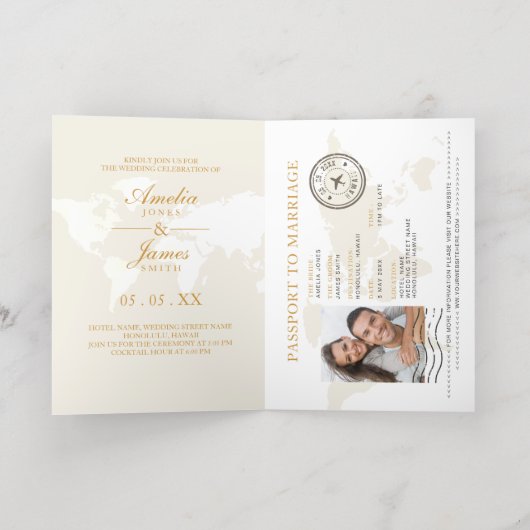 ピンクのパスポート目的地のウェディング実在ホイルー 箔グリーティングカード (内側レイダウン)