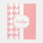 ピンクのパタ千鳥格子のーン フリースブランケット (正面)