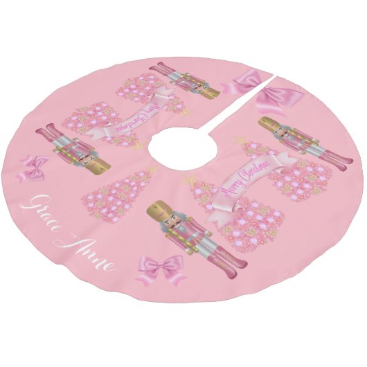 ピンクのパーソナライズされたくるみ割りクリスマスツリースカート ブラッシュドポリエステルツリースカート (アングル)